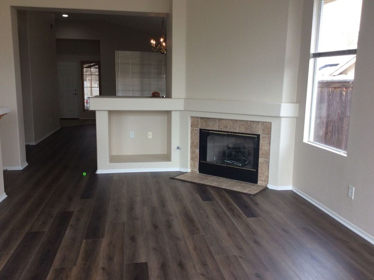 27474 Fallbrook Ct - Photo 4 of 8