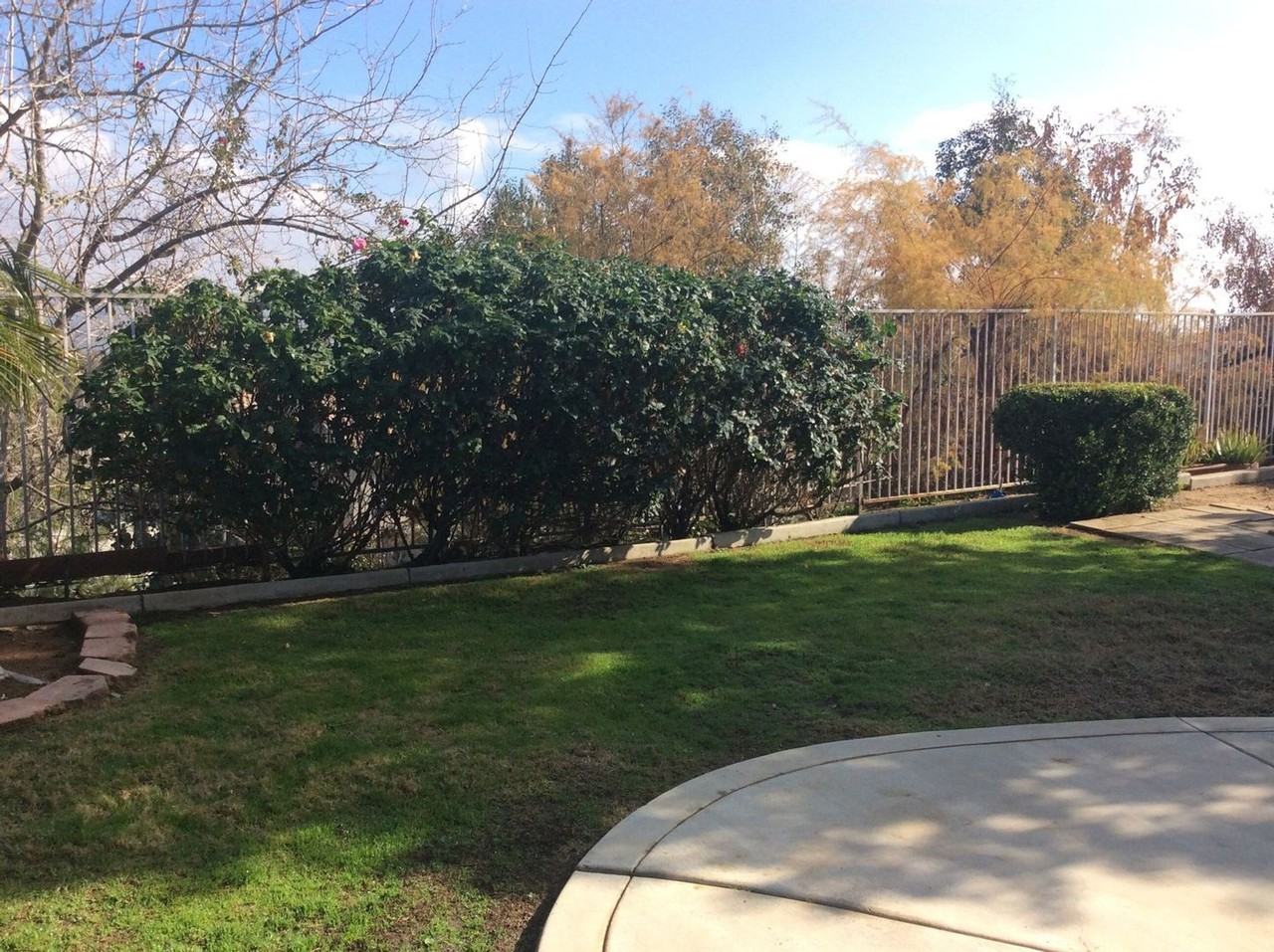 27474 Fallbrook Ct - Photo 7 of 8