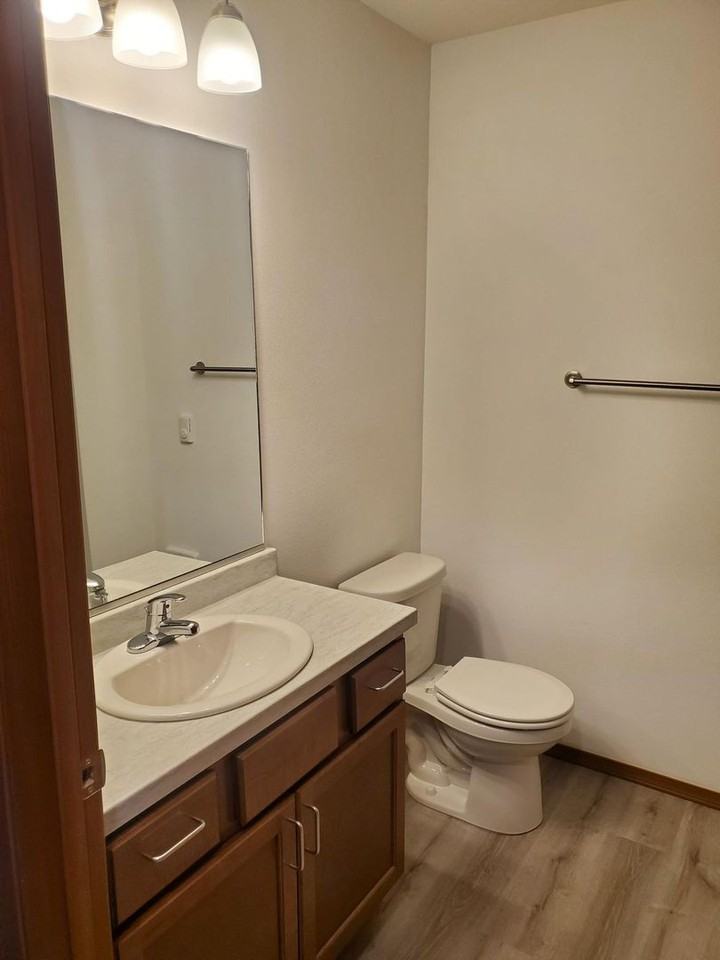 FAP  2 - BLDG A - Photo 6 of 13