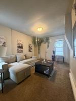 featured image of 907 Forest St