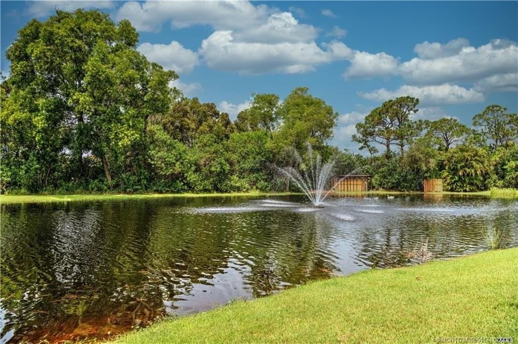 8164 Se Croft Cir Unit B7 #B7 - Photo 3 of 13