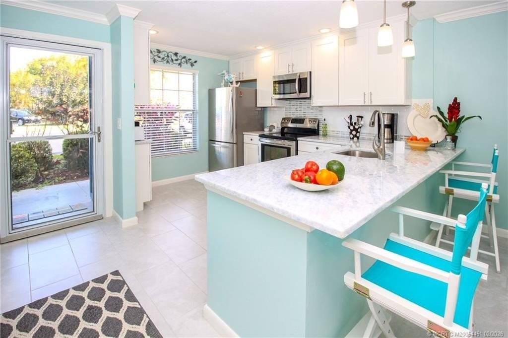 1858 Sw Palm City Rd Apt 103 #103 - Photo 4 of 32