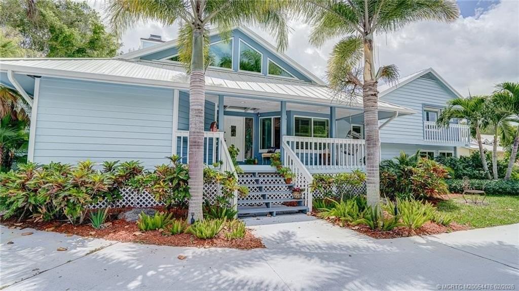 4150 Se Whiticar Way - Photo 3 of 50