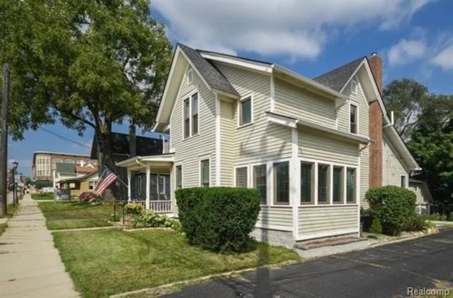 225 S Center St - Photo 2 of 21