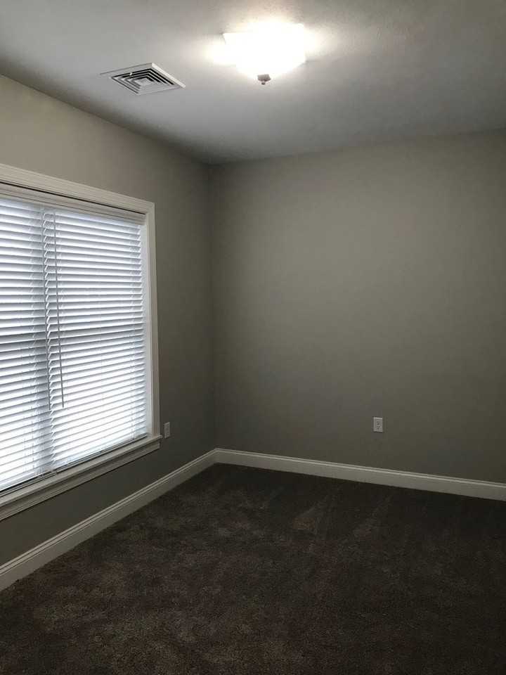 Grandview Terrace One - Photo 3 of 5