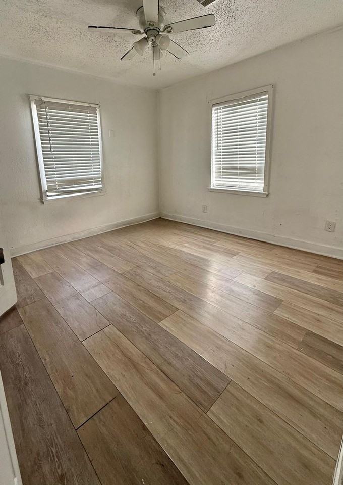 2023 Delaware St - Photo 5 of 10