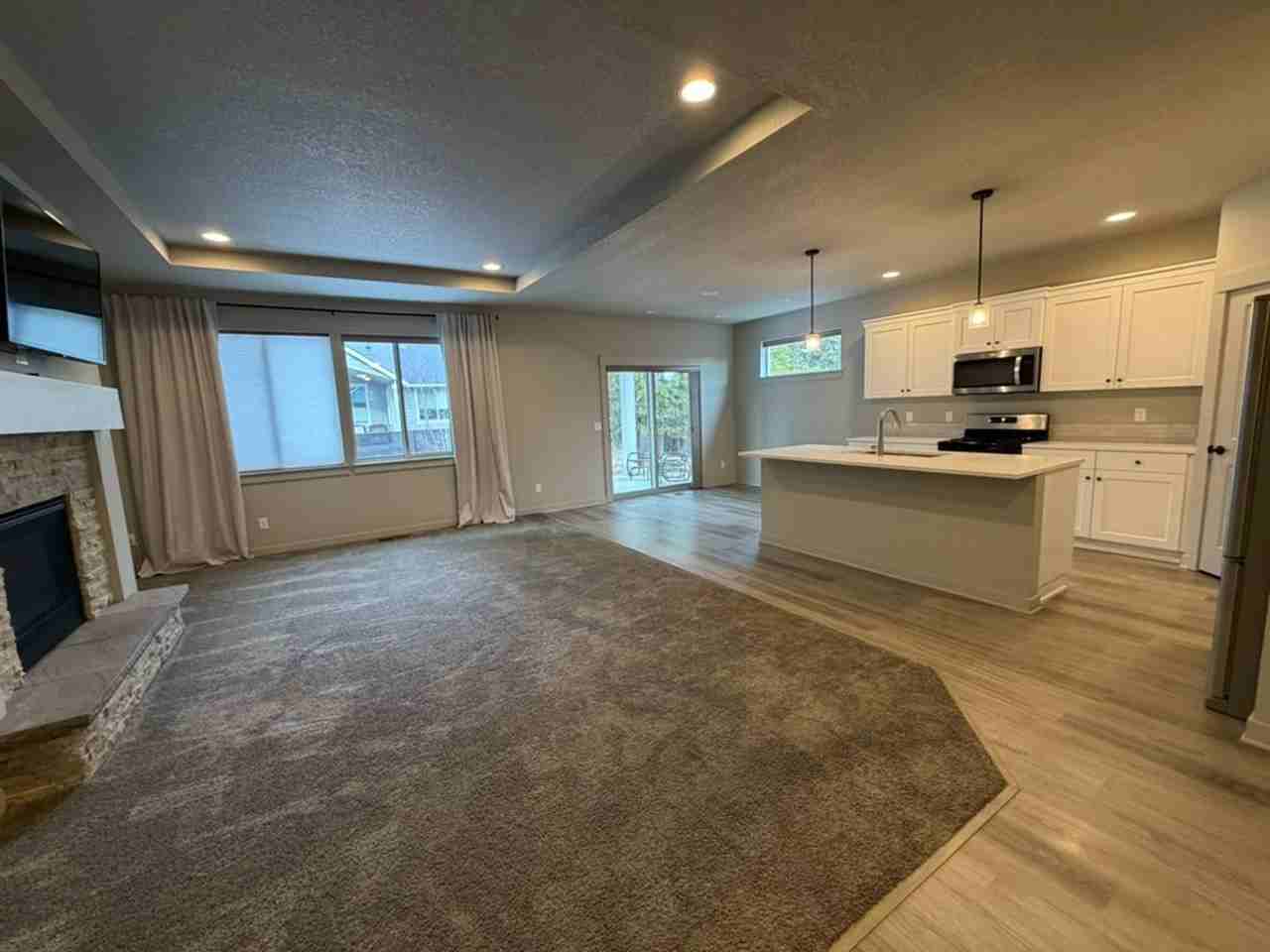 16672 Barron Dr - Photo 2 of 22