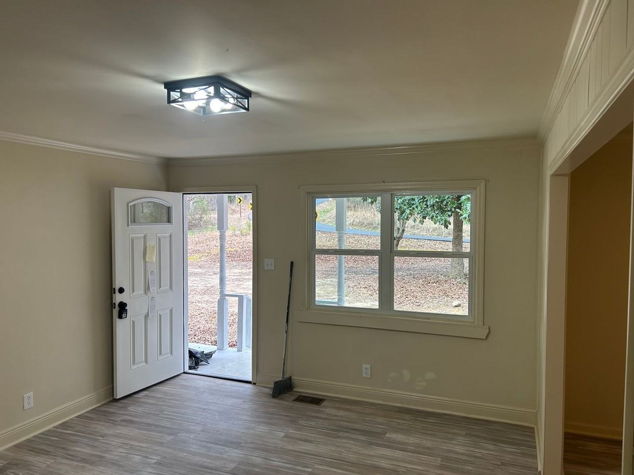 129 Sweeper Smith Rd - Photo 2 of 12