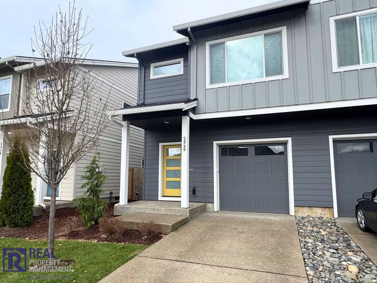 2940 S Jasper Dr - Photo 2 of 25