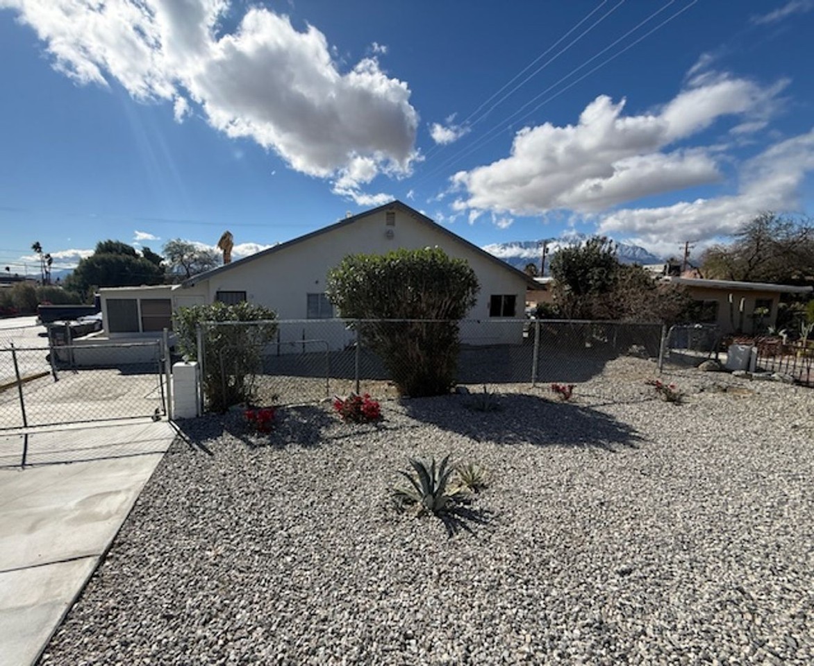 Desert View 66435 (REOMJB) - Photo 4 of 13