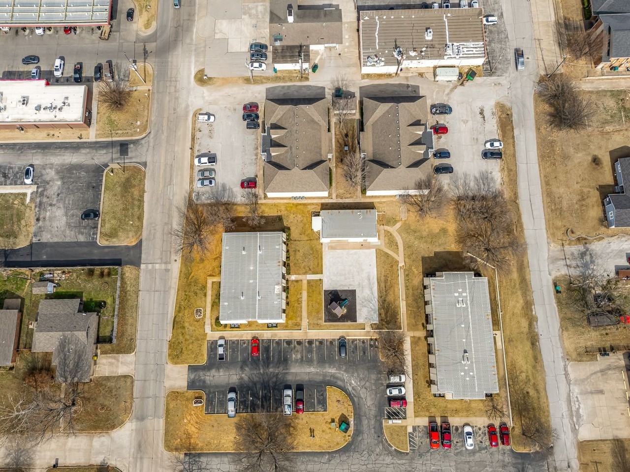 Woodhaven Apartments - Photo 6 of 40