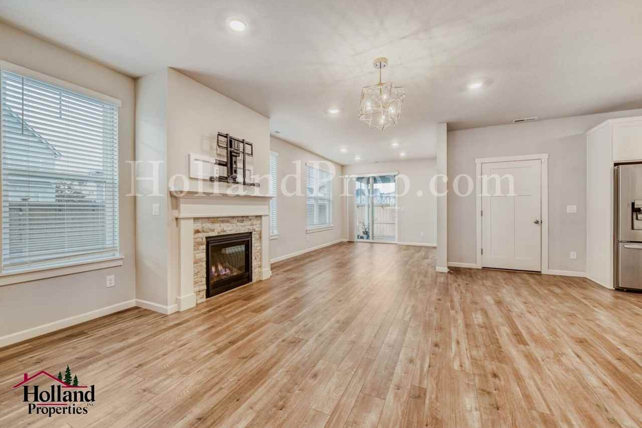 4197 Se 70th Ave - Photo 6 of 29