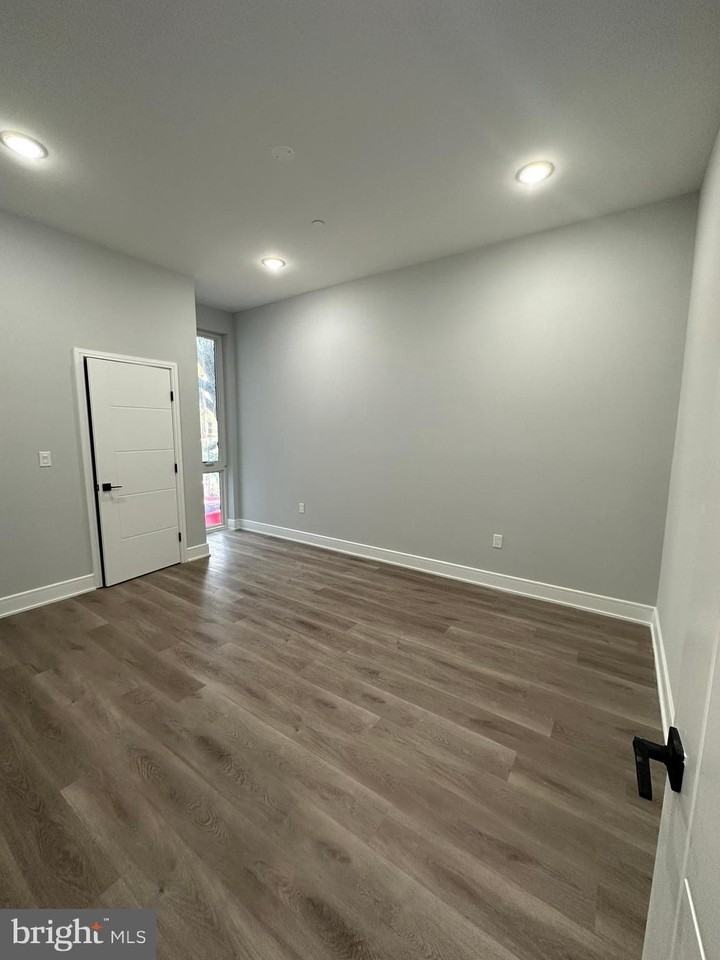 1522 N 4th St - Photo 4 of 7