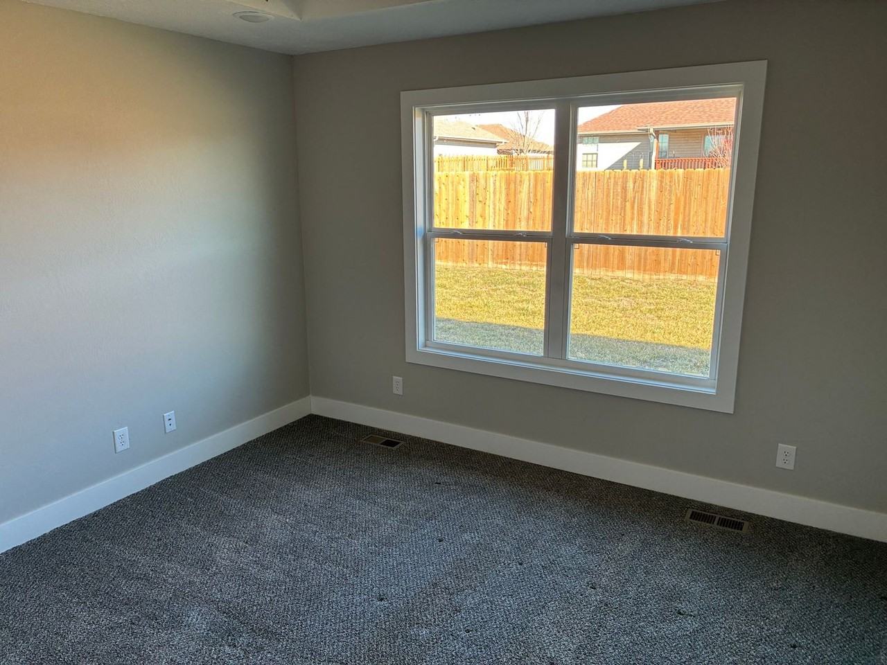 1912 S 18th Ave #A - Photo 7 of 15