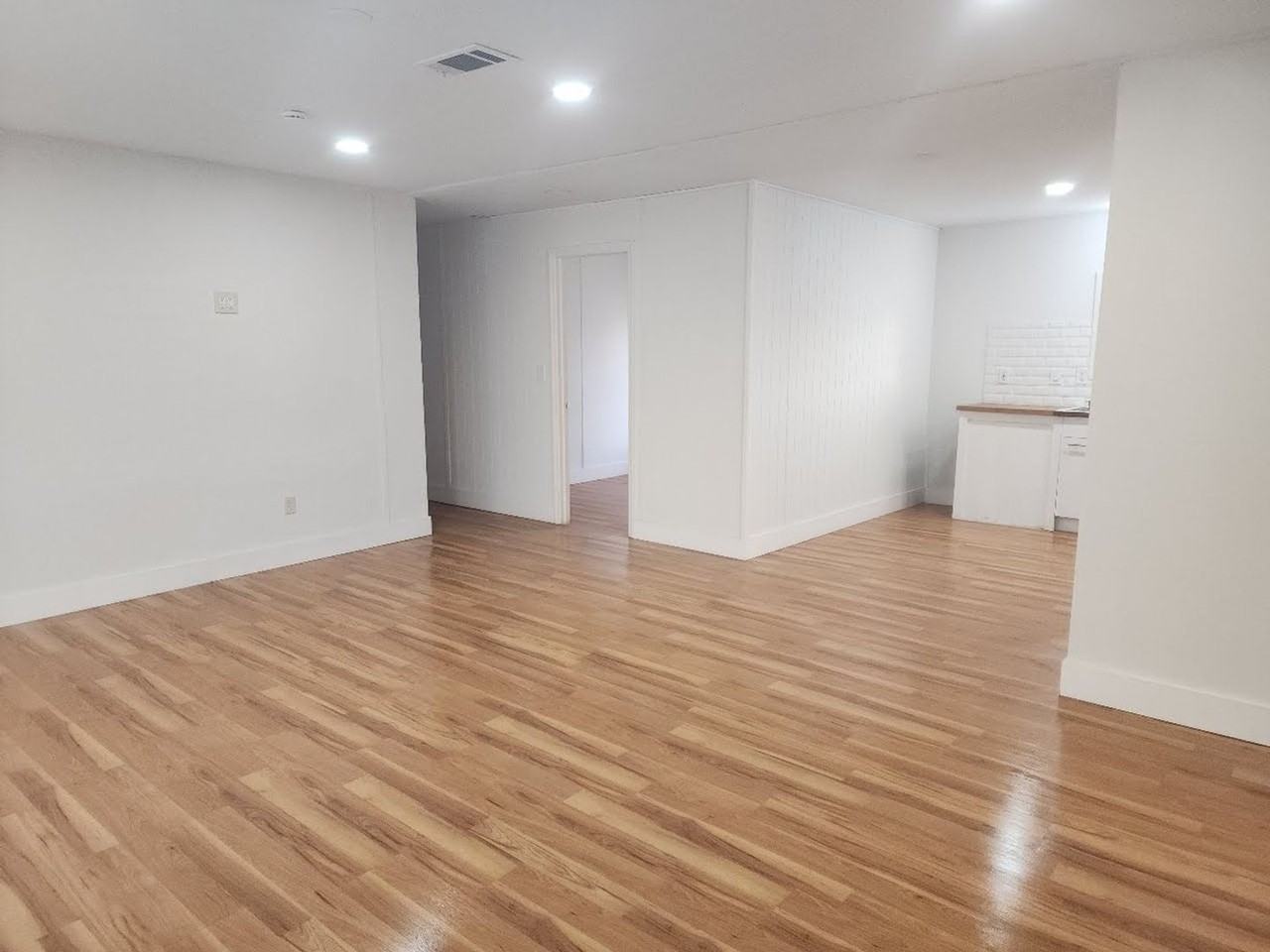 22966 Seaspray Pl - Photo 2 of 39