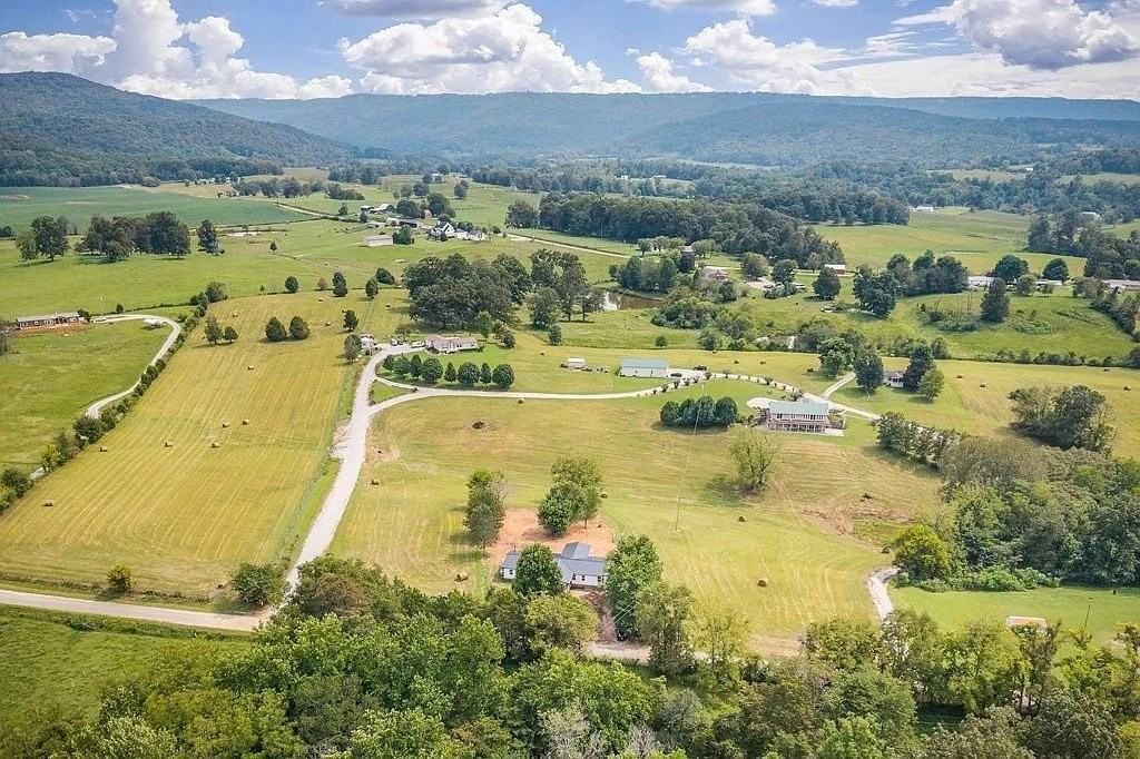 436 Paul Golden Rd - Photo 7 of 41