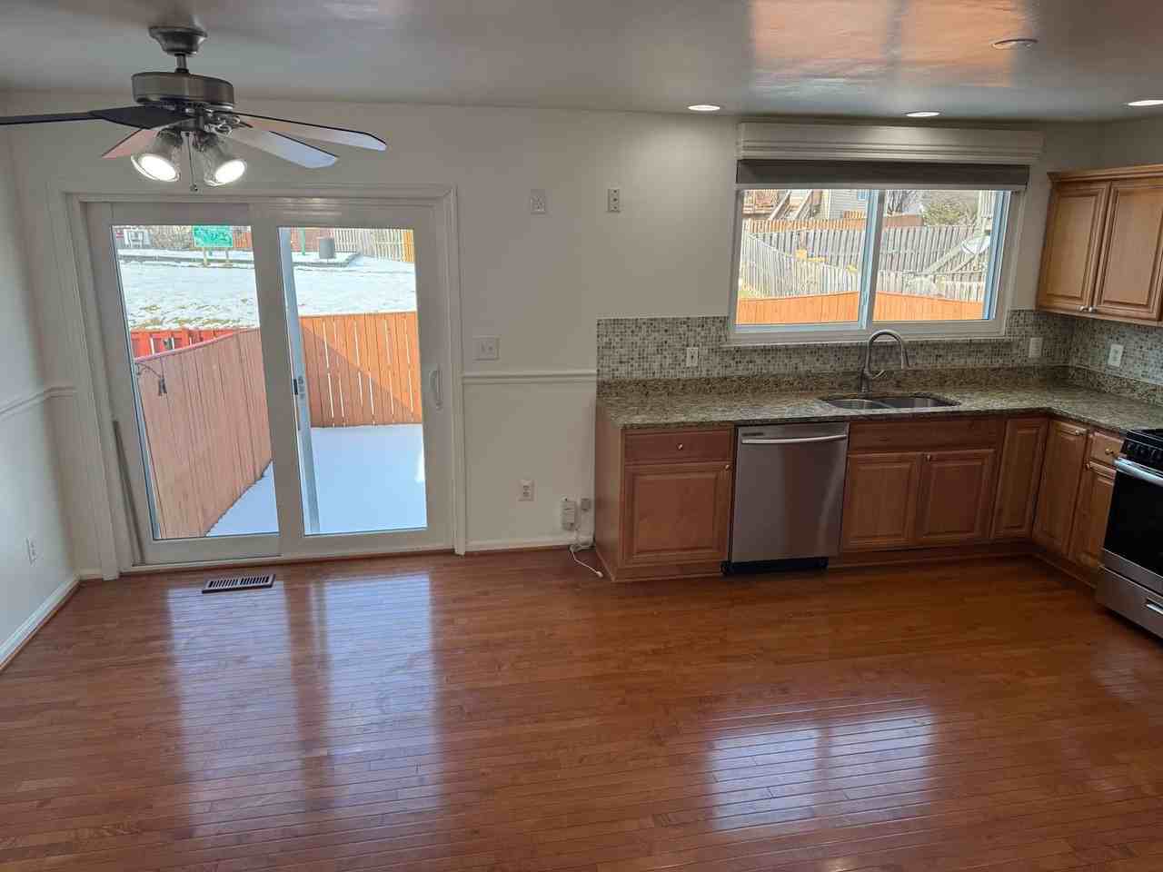 16918 Toms River Loop - Photo 3 of 23