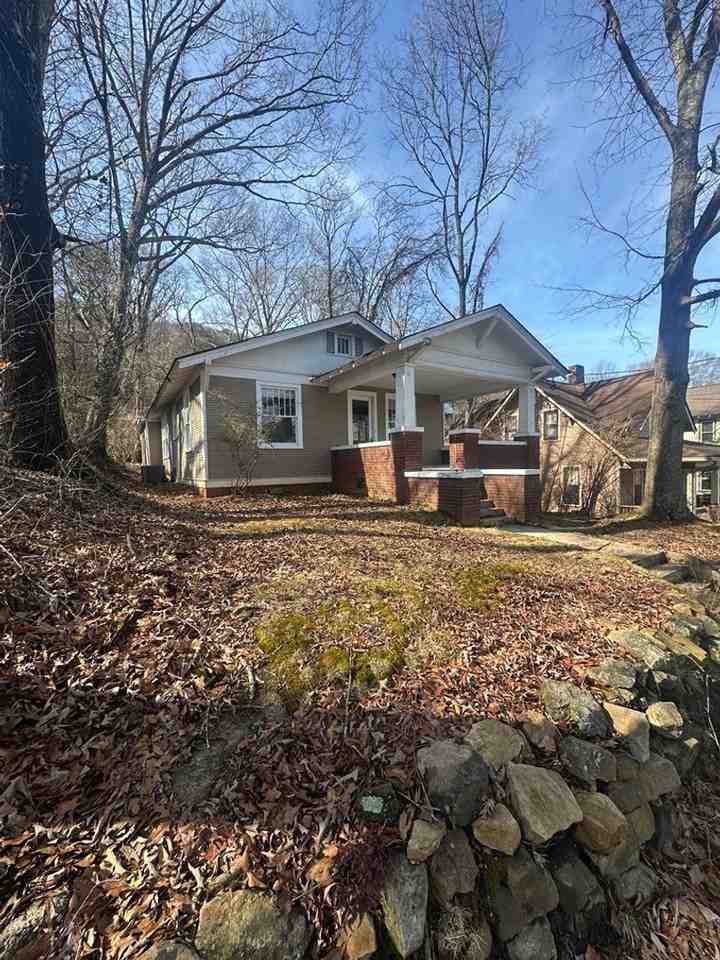 4207 Alabama Ave - Photo 2 of 16