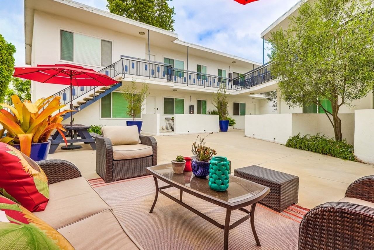 715 Marlborough Ave - Photo 2 of 5