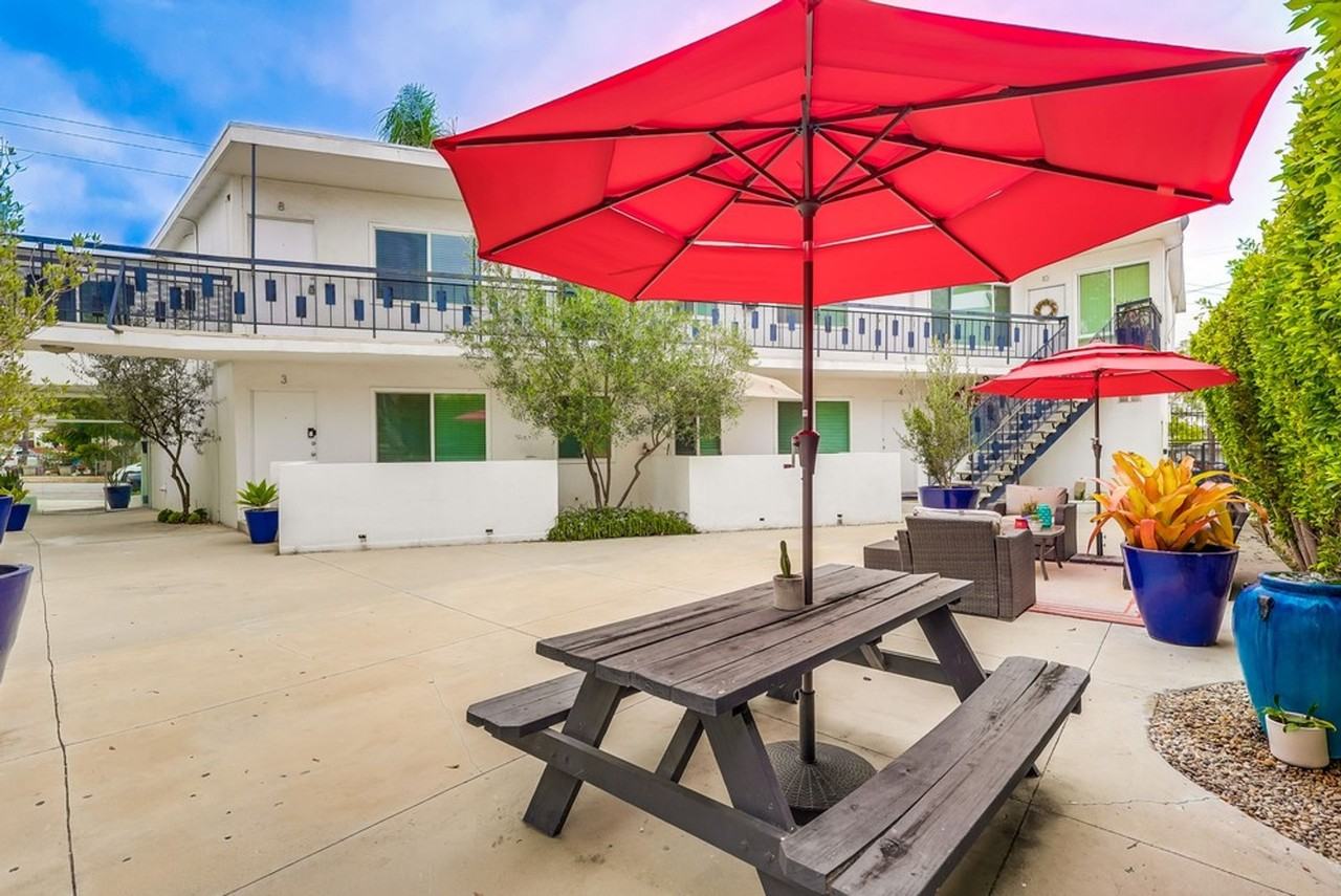 715 Marlborough Ave - Photo 3 of 5