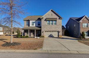 featured image of 5 Maple Lake Ln