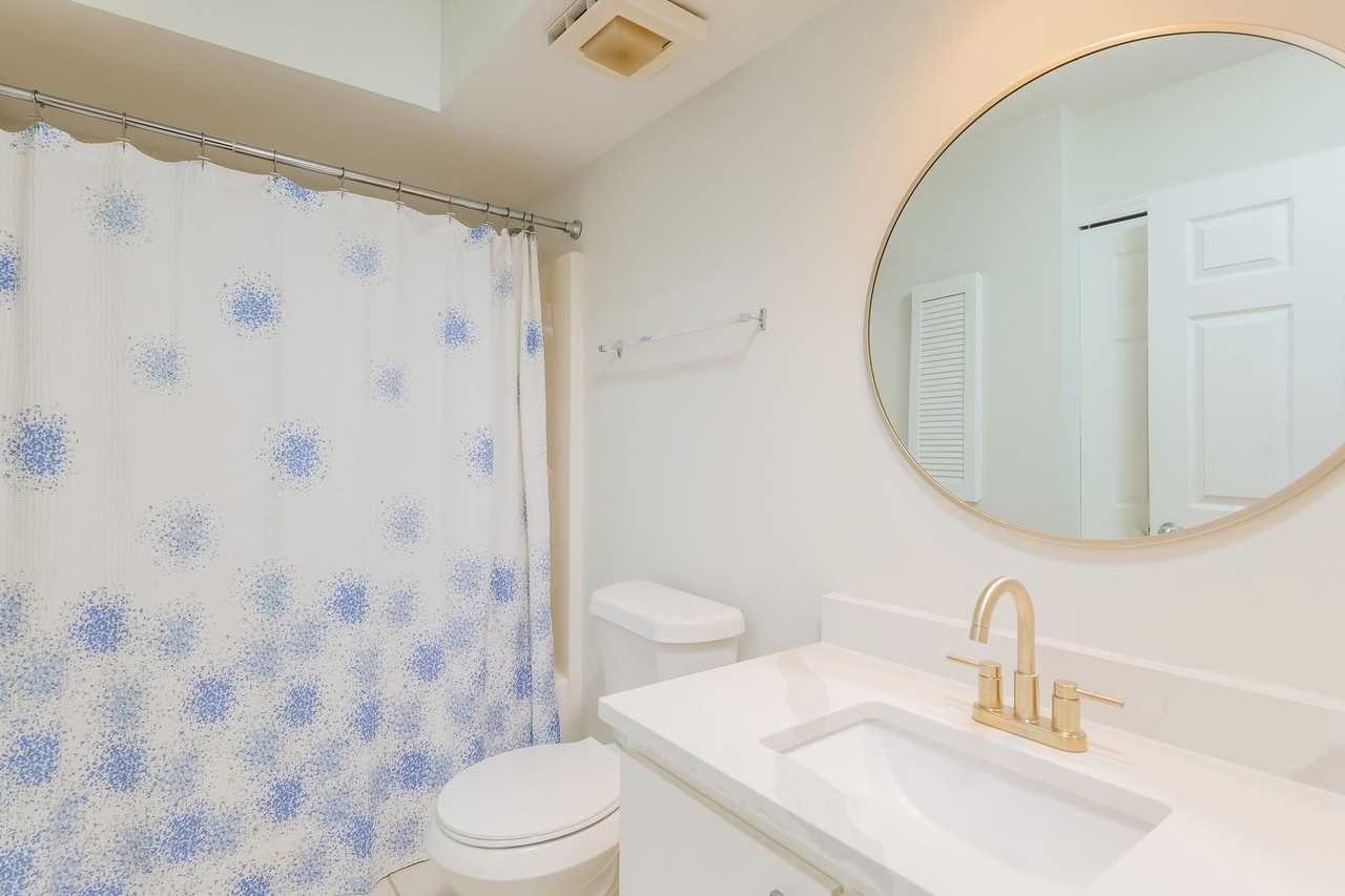 3930 Leeward Passage Ct #103 - Photo 5 of 40