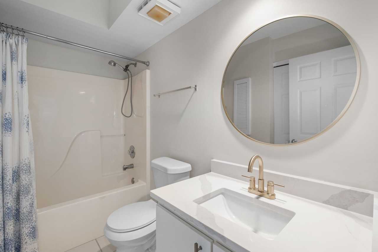 3930 Leeward Passage Ct #103 - Photo 6 of 40