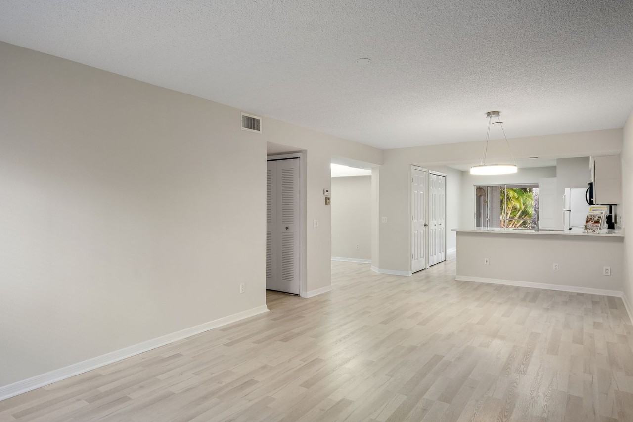 3930 Leeward Passage Ct #103