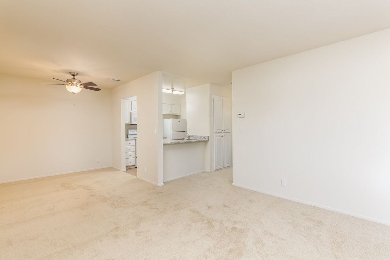 Beautiful, Quiet Community - Photo 4 of 17