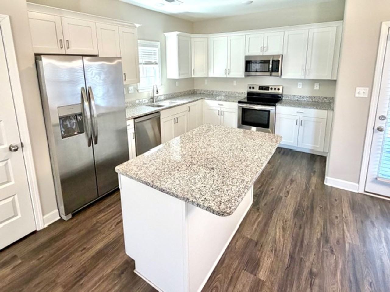 8753 Kennesaw Dr E - Photo 5 of 12