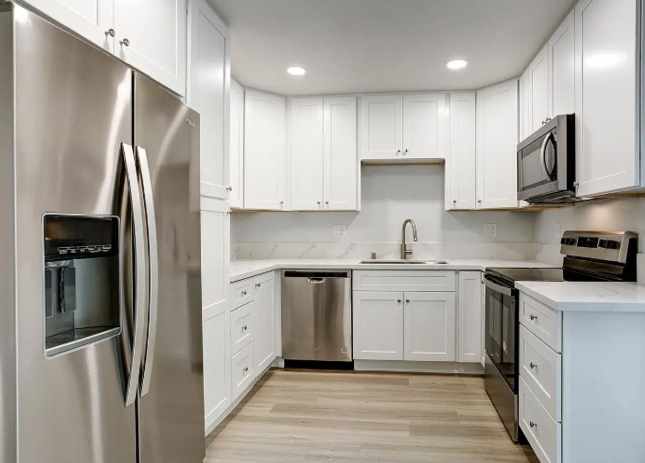 501 N. Ditmar Street - Photo 2 of 40