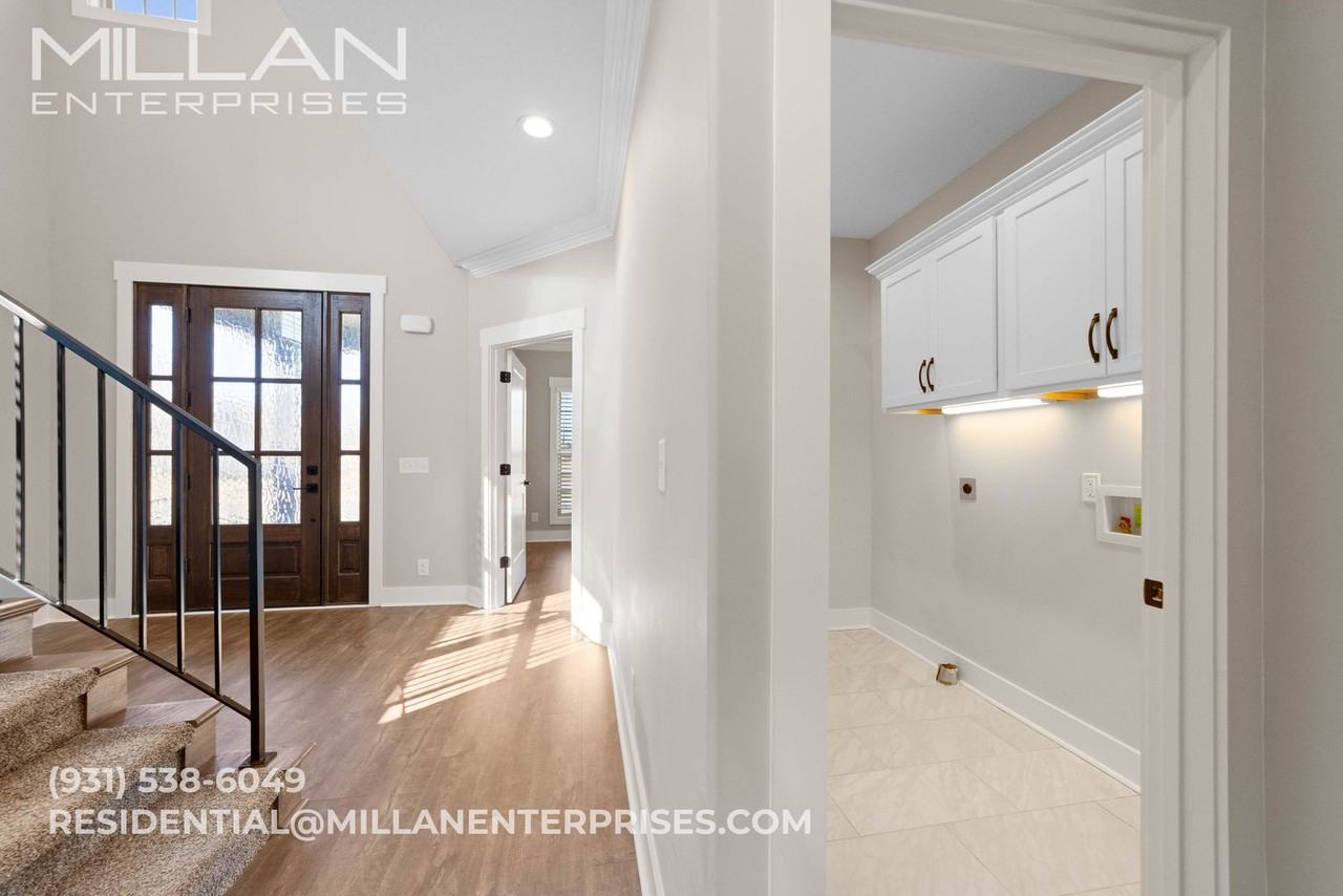 1069 Veridian Dr #B - Photo 7 of 50