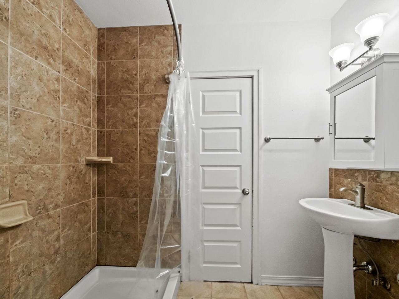 1217 X Ave - Photo 6 of 21