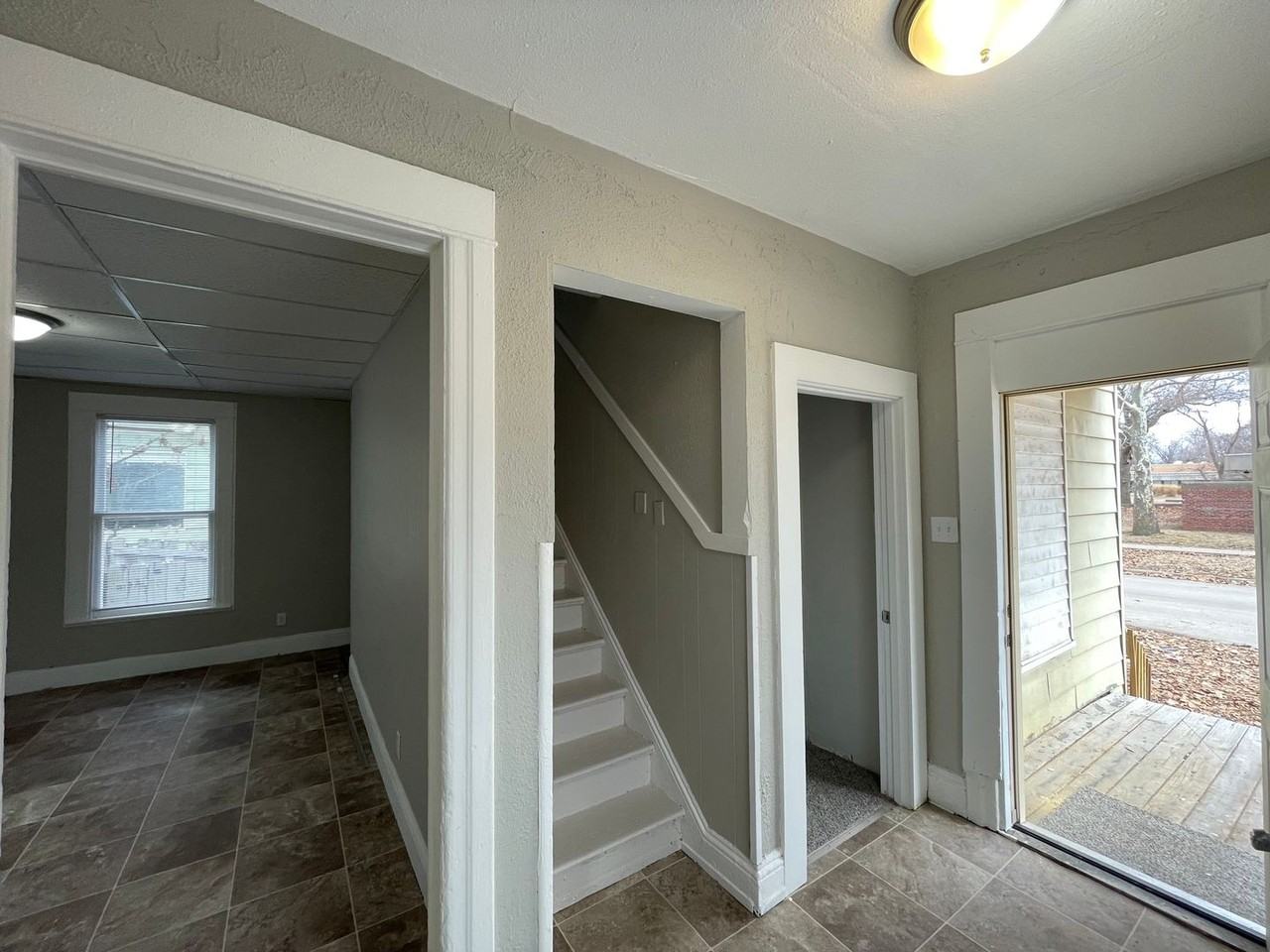 713 N 12th St - Photo 2 of 22