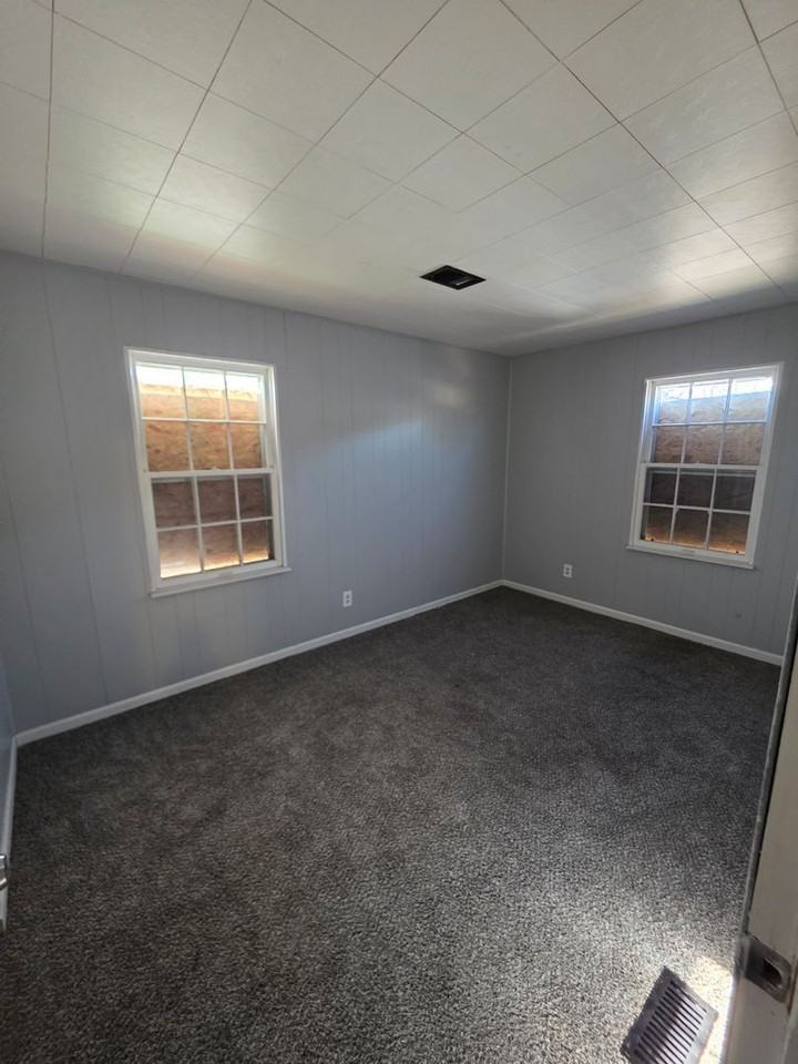 13 Saint Ambrose Dr - Photo 7 of 8