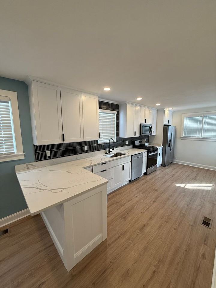 511 Riverside Rd - Photo 3 of 21