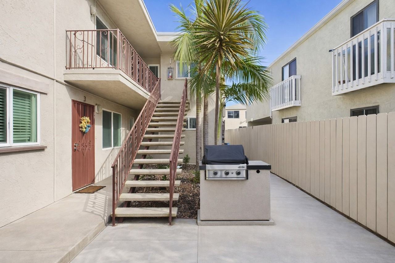 4663 33rd Street - Photo 3 of 3