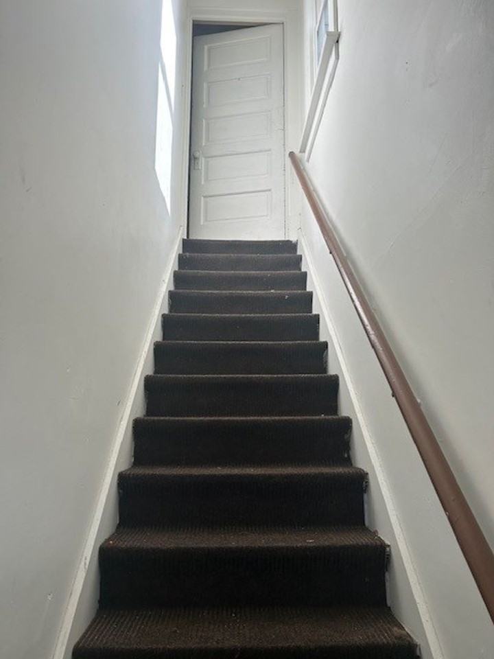 1023 Grove Ave - Photo 3 of 17