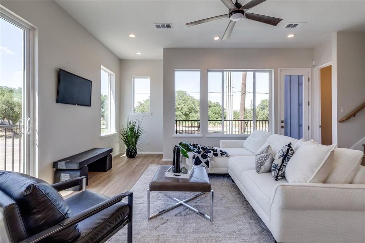 Birmingham Place - Photo 3 of 27