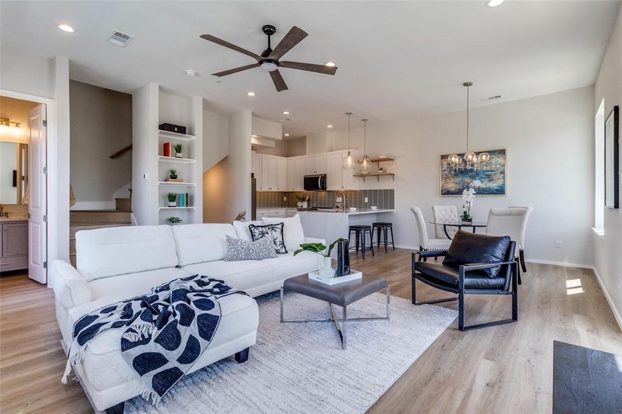 Birmingham Place - Photo 5 of 27