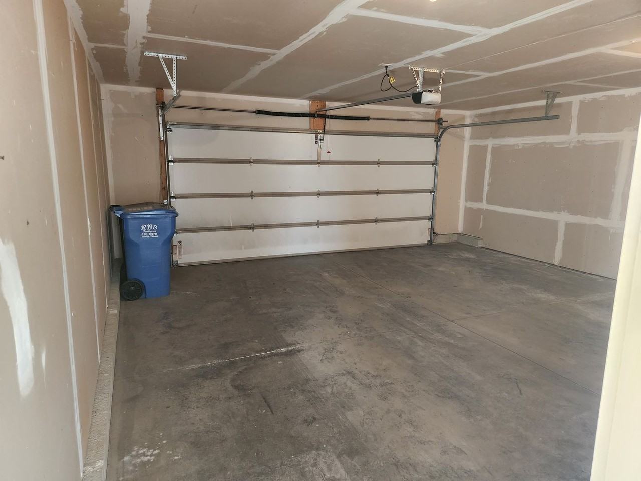 106 Haley Pl - Photo 4 of 15