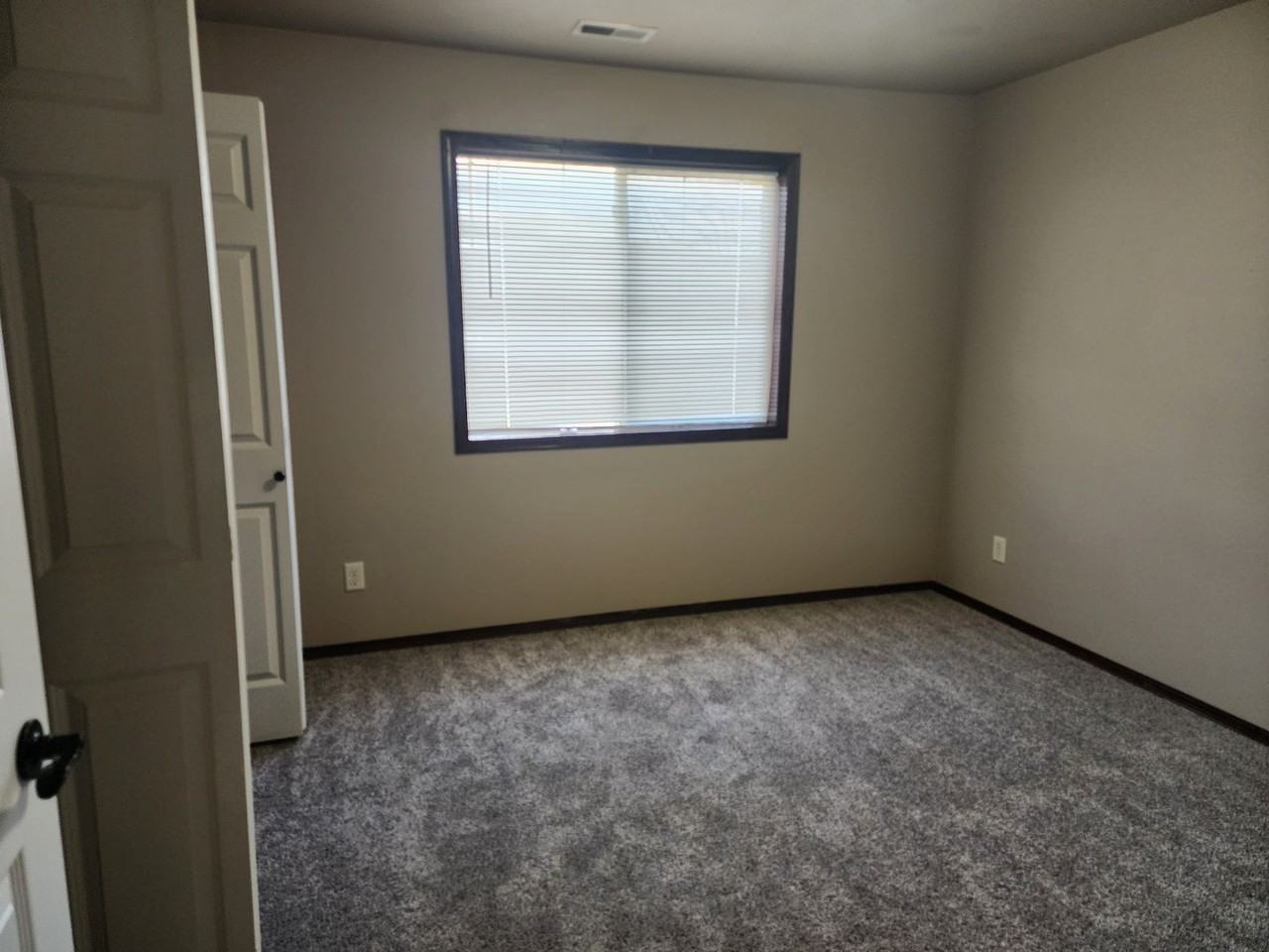 106 Haley Pl - Photo 7 of 15