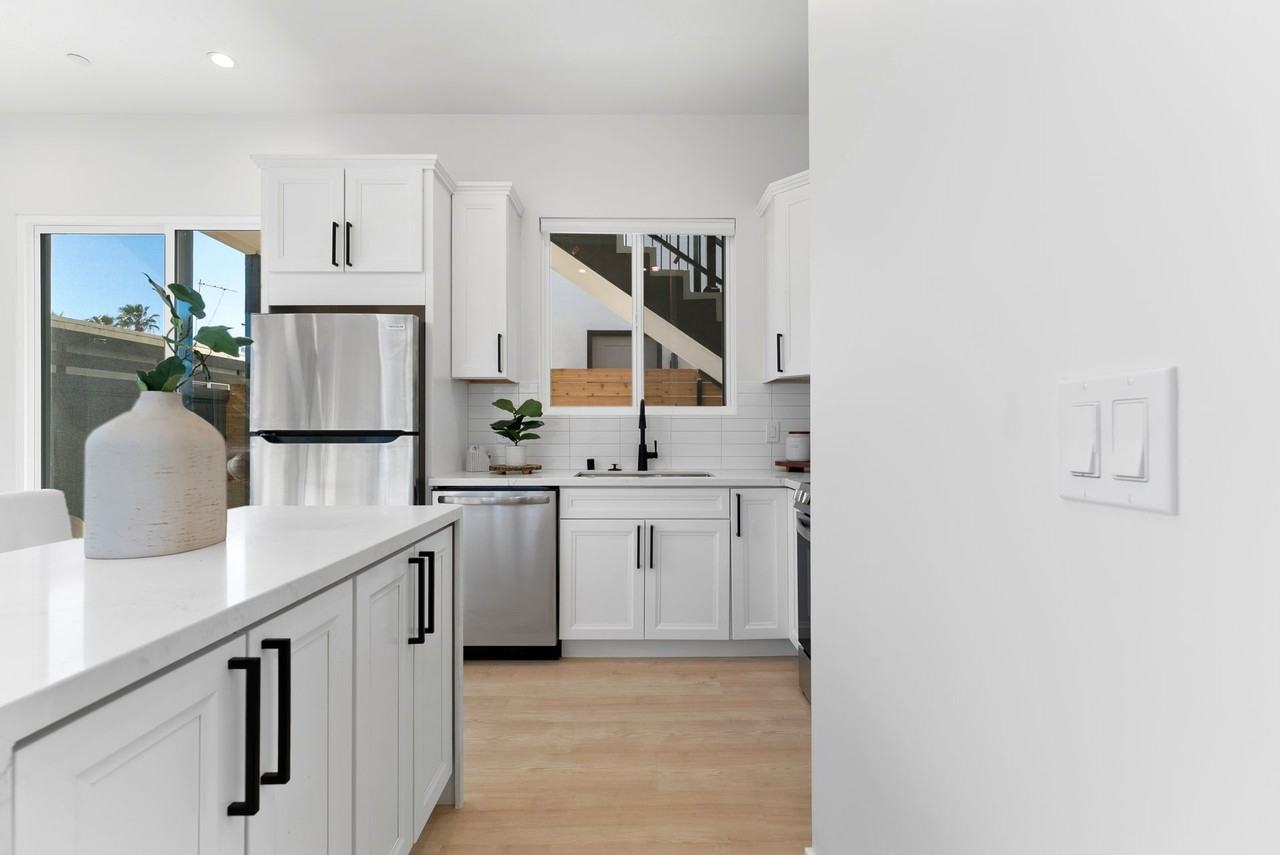 3634 38th Street - Photo 2 of 43