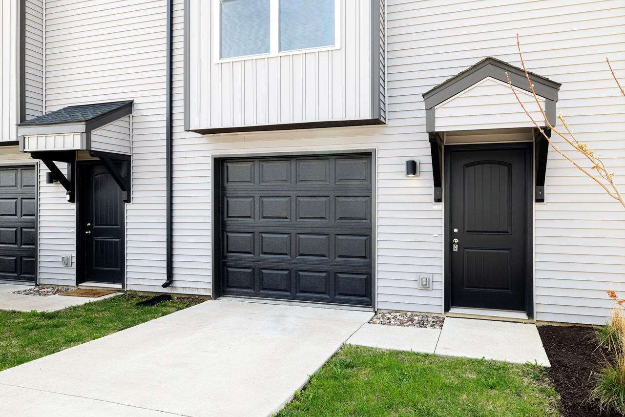 Lamp 55th Ave, LLC - Photo 2 of 18