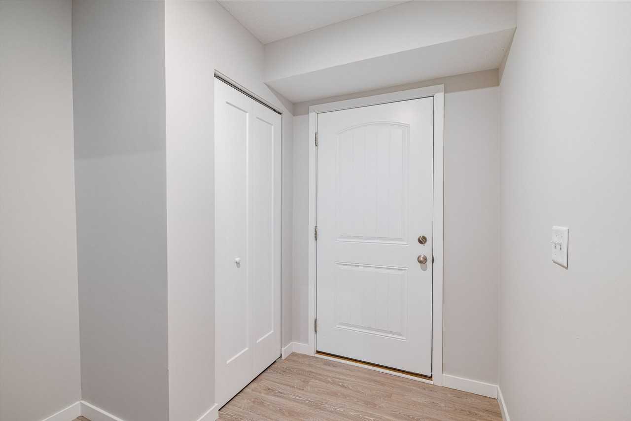 Lamp 55th Ave, LLC - Photo 4 of 18