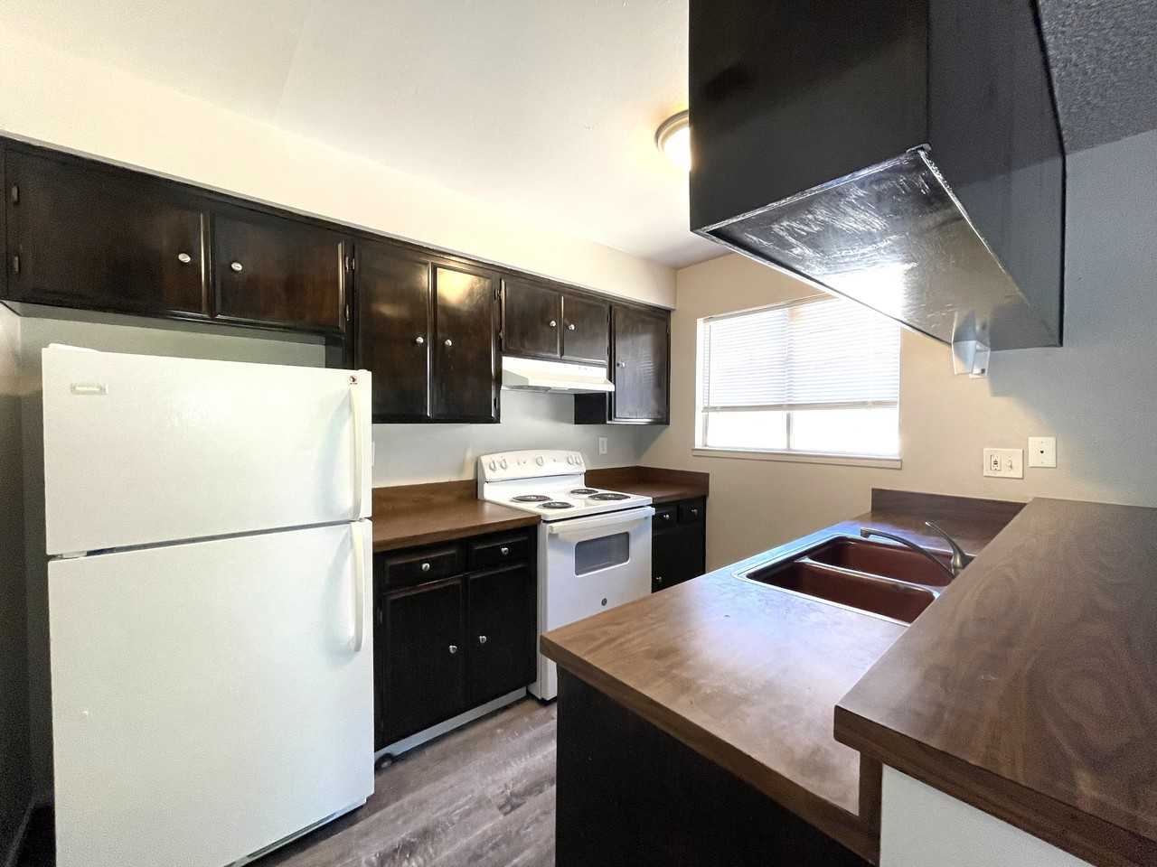 848 Rancheria Dr #C - Photo 2 of 8