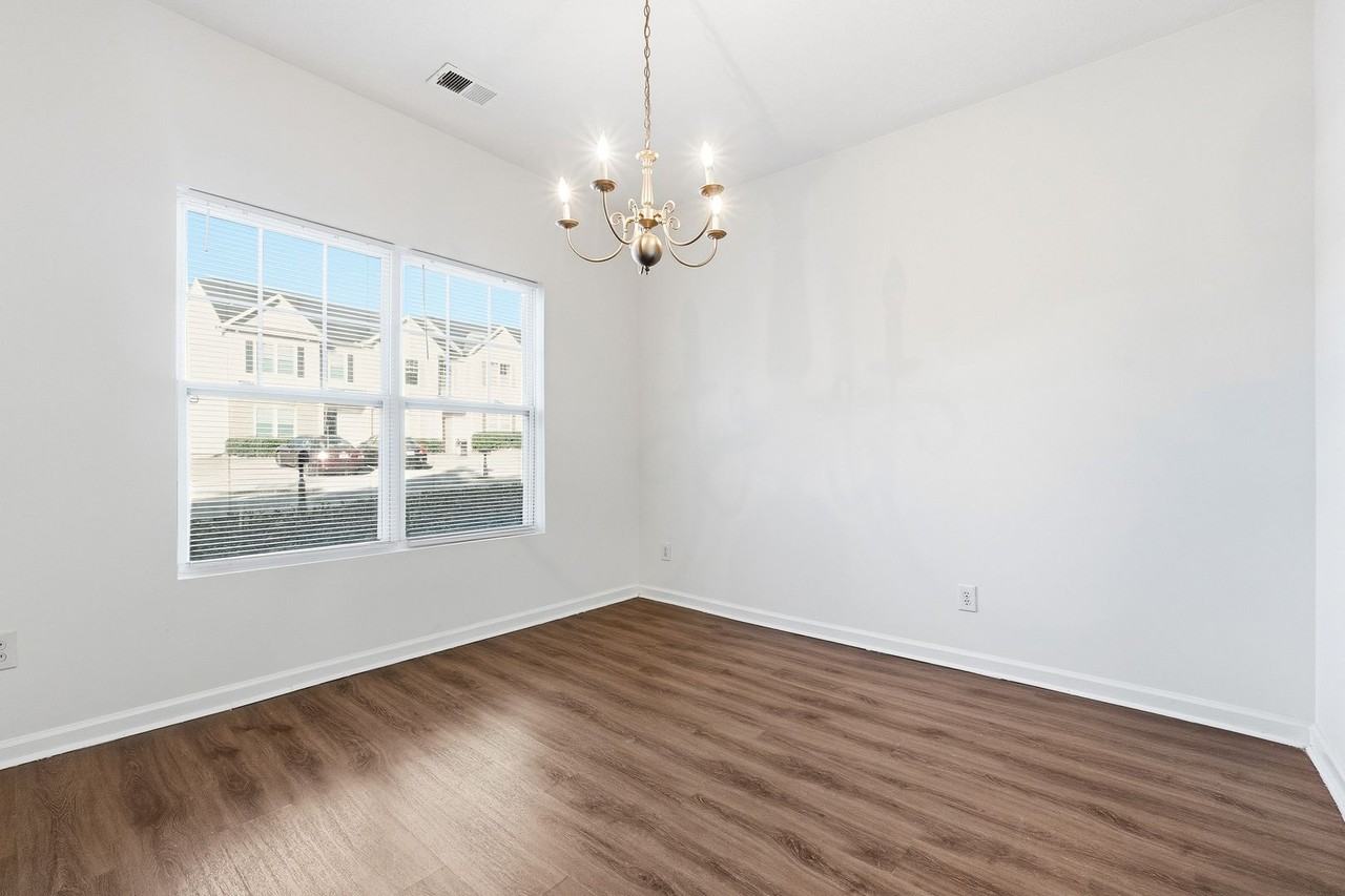 2330 Bigwood Trl - Photo 6 of 35