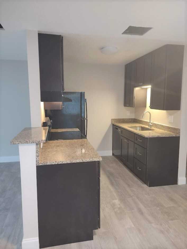 1321 Belgrade Ave - Photo 2 of 12