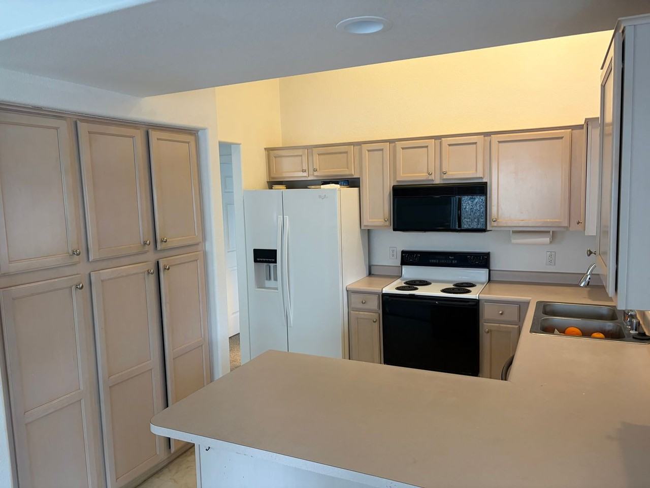 14014 W Santee Way - Photo 7 of 24