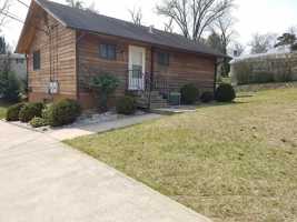 featured image of 439 W Nelson St